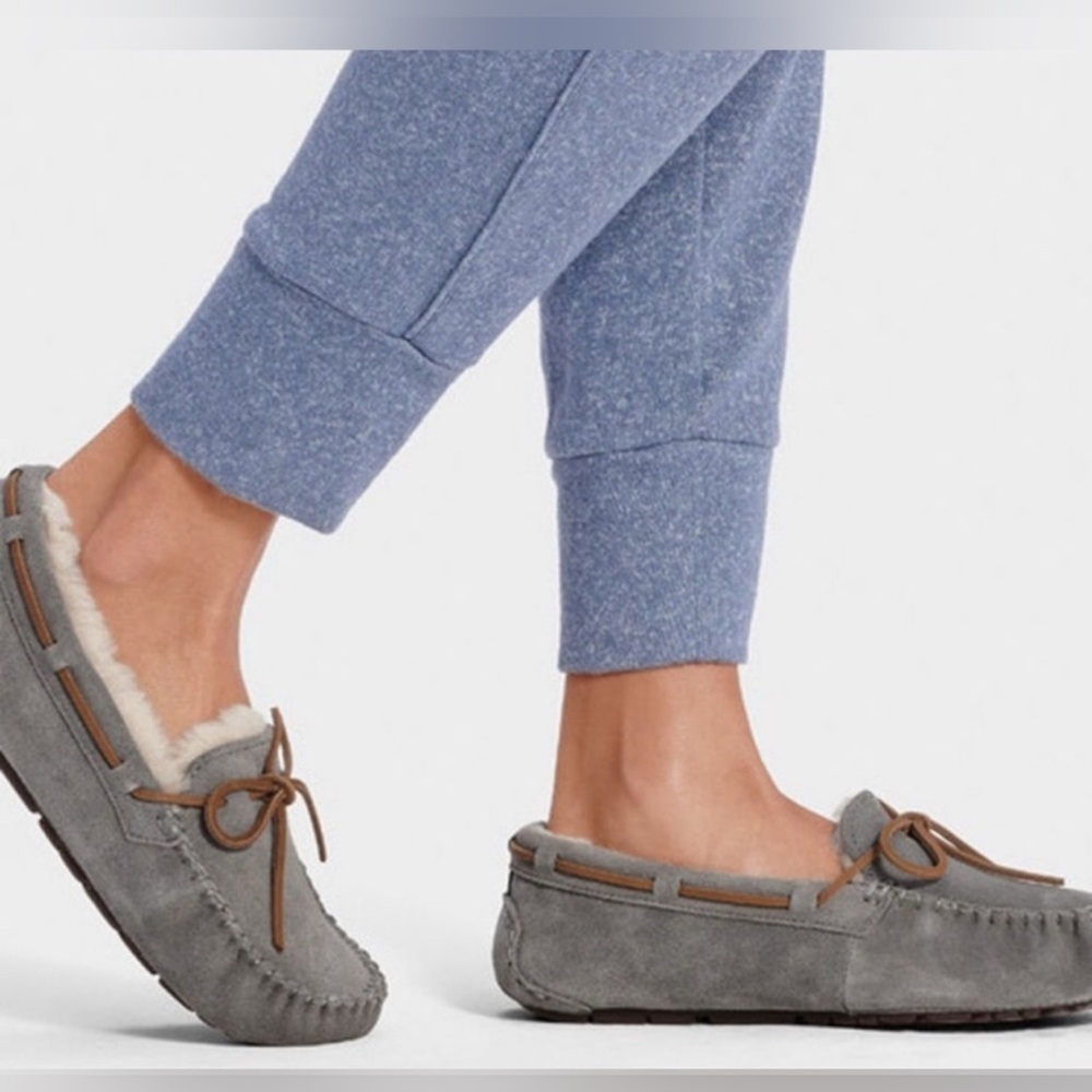 UGG Dakota Shearling Wool Cozy Pewter 7